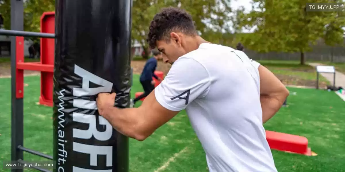 📺锁定直播,你的视角就是主场!